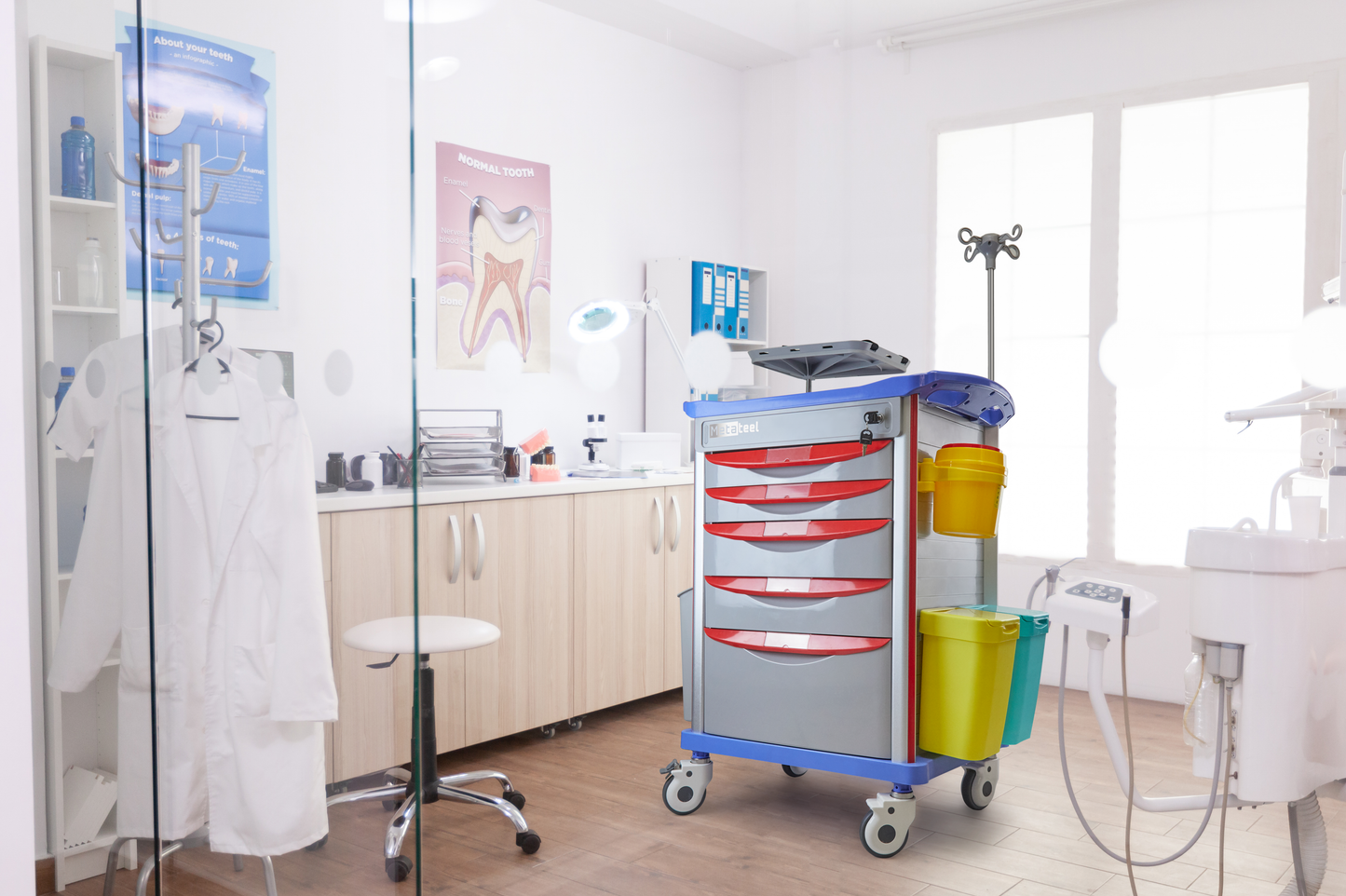 M-ET-01 - Crash Cart with Emergency Accessory - Cardiac Board, IV Pole, O2 Holder, Power Strip, Trash Bin, Drawers with Dividers, Lite Emergency Hospital Crash Cart for Hospitals and Clinics